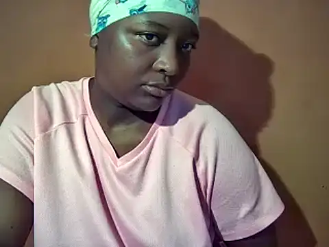 sexyhips2001 online show from March 17, 3:33 am