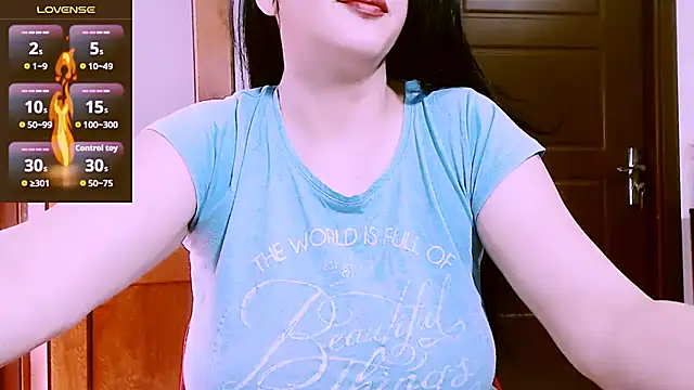 Snapshot of Alina_eve chatting on July 4, 10:43 am Alina eve online show from July 4, 10:43 am
