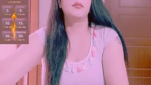 Snapshot of Alina_eve chatting on July 9, 9:24 am Alina eve online show from July 9, 9:24 am