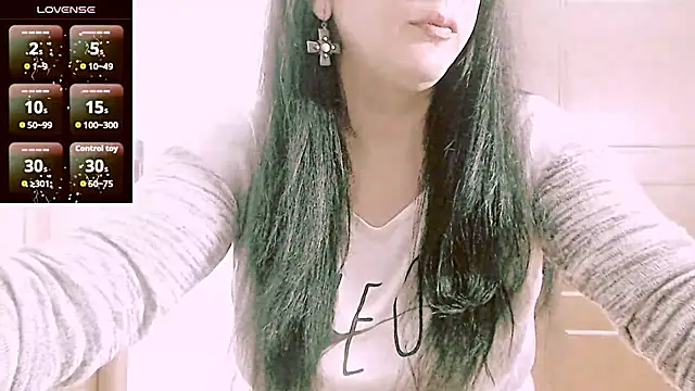 Snapshot of Alina_eve chatting on July 28, 10:10 am Alina eve online show from July 28, 10:10 am