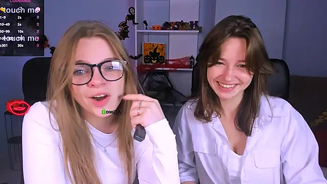 helli belli online show from October 26, 2:06 am