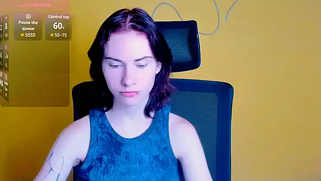 Snapshot of Fiona_Night chatting on July 21, 11:23 am Fiona Night online show from July 21, 11:23 am