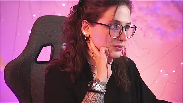 OliviaMcClean online show from March 19, 7:27 pm