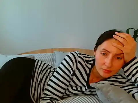 Irina9793 online show from April 29, 9:35 am