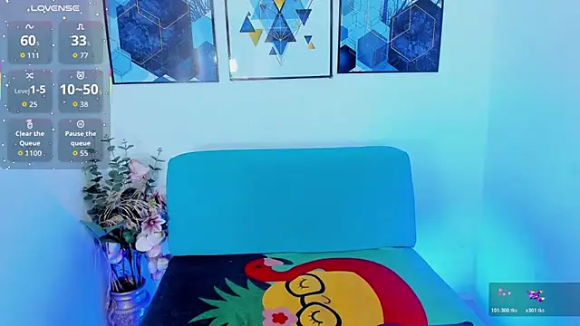 Snapshot of naughty_fox_girl chatting on December 3, 2:19 am naughty fox girl online show from December 3, 2:19 am