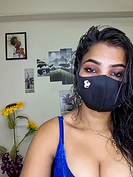 Snapshot of Noor-Bold chatting on November 25, 2:55 am Noor-Bold online show from November 25, 2:55 am