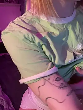 amorearte m online show from March 6, 8:37 pm