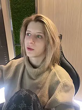 amorearte m online show from March 12, 12:53 am