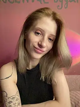 amorearte m online show from December 4, 2:48 pm