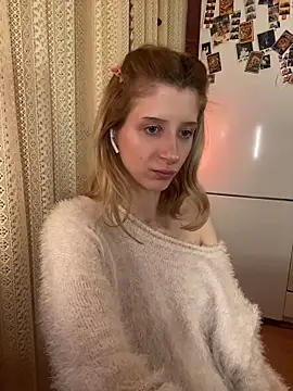 Snapshot of amorearte_m chatting on January 9, 2:25 am amorearte m online show from January 9, 2:25 am