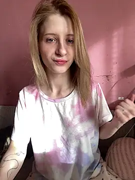 Snapshot of amorearte_m chatting on March 8, 11:25 am amorearte m online show from March 8, 11:25 am