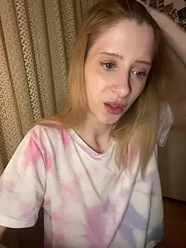 Snapshot of amorearte_m chatting on March 20, 8:25 pm amorearte m online show from March 20, 8:25 pm