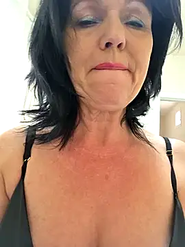 Melody73 online show from February 8, 4:54 pm