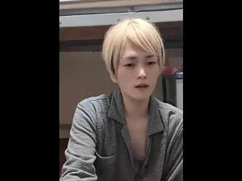 Snapshot of mgnhiroyuki chatting on May 10, 4:17 am mgnhiroyuki online show from May 10, 4:17 am