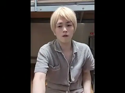 Snapshot of mgnhiroyuki chatting on June 14, 2:35 am mgnhiroyuki online show from June 14, 2:35 am