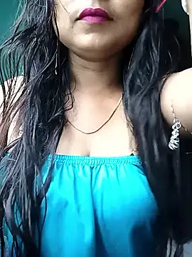 Snapshot of Beautiful_Puja chatting on November 1, 1:40 am Beautiful Puja online show from November 1, 1:40 am