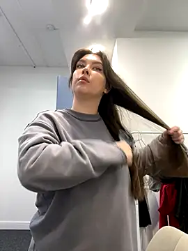 Snapshot of HannaJohnson chatting on November 6, 6:14 am HannaJohnson online show from November 6, 6:14 am