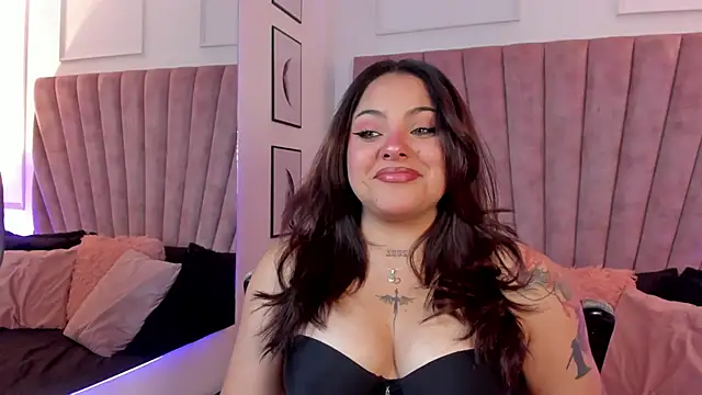 LunaSotto online show from October 4, 7:56 pm