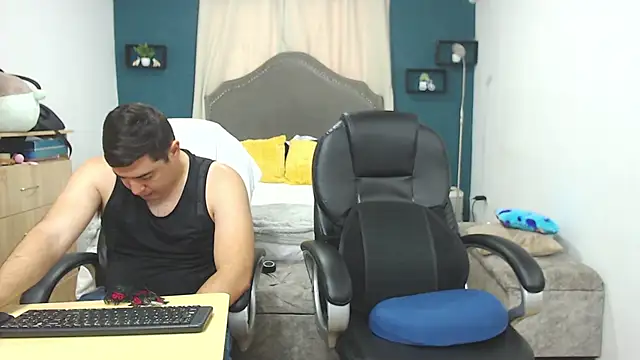 tinaandedward online show from June 2, 1:02 pm
