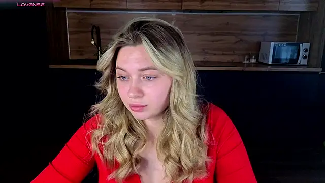 christie luv online show from March 14, 2:22 pm