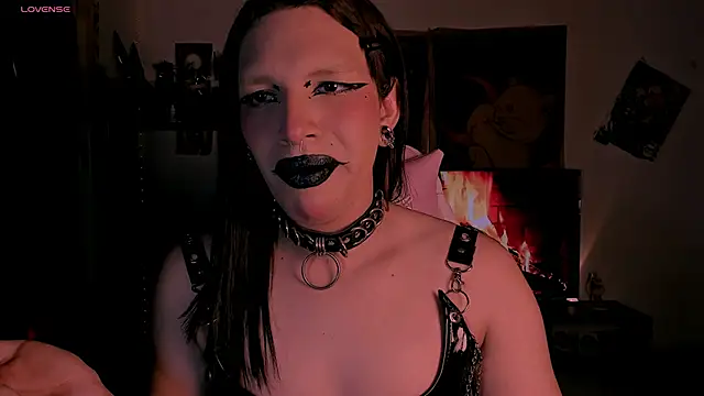 Loona s online show from March 5, 4:13 am