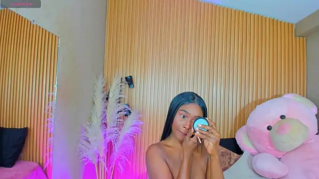 AlexiaAbbey online show from July 20, 1:35 pm