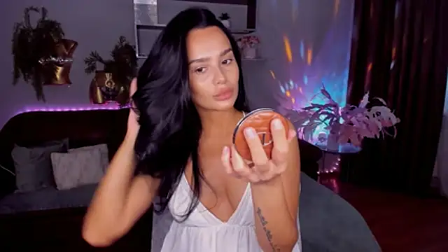 Snapshot of DanaSincere chatting on May 22, 3:57 am DanaSincere online show from May 22, 3:57 am