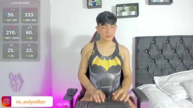 Snapshot of CarringtonAndy chatting on March 19, 8:55 am CarringtonAndy online show from March 19, 8:55 am