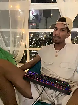 Miguel bigcock online show from October 28, 11:29 pm