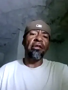 Flomi13 online show from March 14, 8:20 am