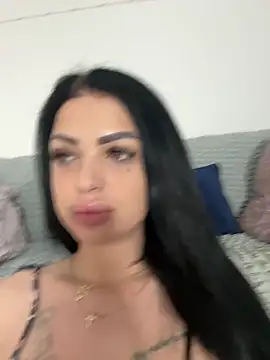 IrisRossie online show from June 8, 5:41 am