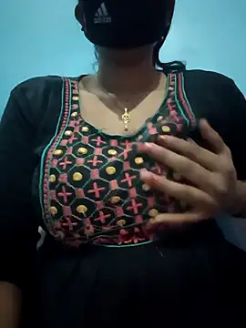 Sexyradha  online show from March 14, 7:58 am