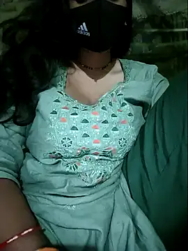 Snapshot of Sexyradha_ chatting on May 7, 10:15 pm Sexyradha online show from May 7, 10:15 pm