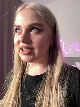 April Vancee online show from March 20, 3:04 pm