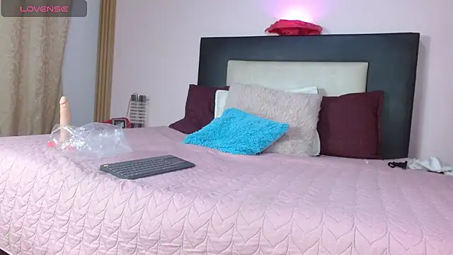 LorenaJoness online show from November 16, 2:44 pm