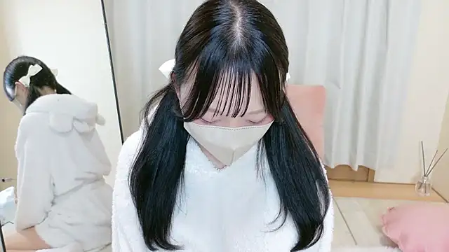 Snapshot of mami-pokoch chatting on November 13, 8:08 pm mami-pokoch online show from November 13, 8:08 pm