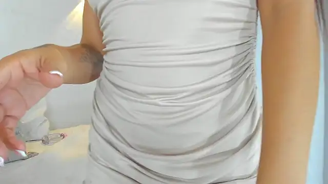 alanarouge online show from March 8, 6:05 pm