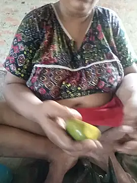 Snapshot of Pakhi_Couple_69 chatting on July 2, 5:24 am Pakhi Couple 69 online show from July 2, 5:24 am