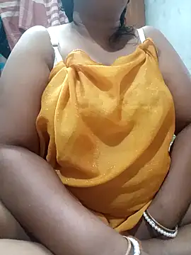 Snapshot of Pakhi_Couple_69 chatting on July 13, 5:38 pm Pakhi Couple 69 online show from July 13, 5:38 pm