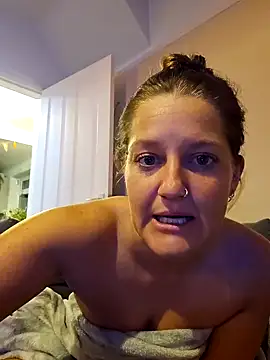 Pleasing-Chloe49 online show from March 20, 11:23 pm