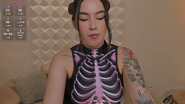 Snapshot of MaddisonCollins chatting on October 3, 7:44 pm MaddisonCollins online show from October 3, 7:44 pm