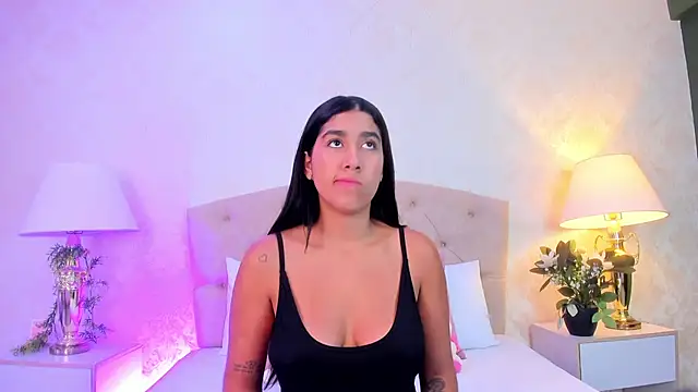 Mia Montess online show from June 17, 12:40 pm