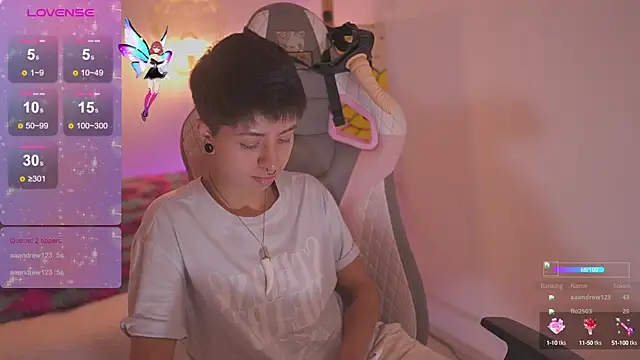 Snapshot of tommy_blue chatting on September 10, 1:16 am tommy blue online show from September 10, 1:16 am