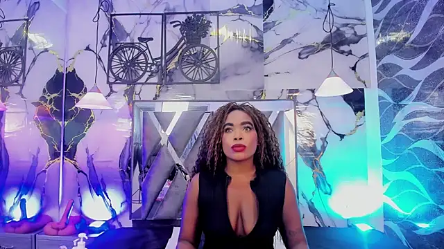 Snapshot of CandyMartinez_ chatting on May 22, 8:14 pm CandyMartinez online show from May 22, 8:14 pm
