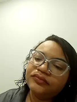 Snapshot of viviksmel chatting on November 27, 3:03 pm viviksmel online show from November 27, 3:03 pm