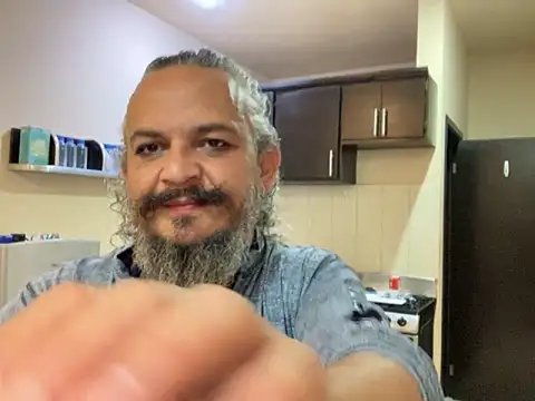 Snapshot of Sollhmaarh chatting on November 1, 6:04 am Sollhmaarh online show from November 1, 6:04 am