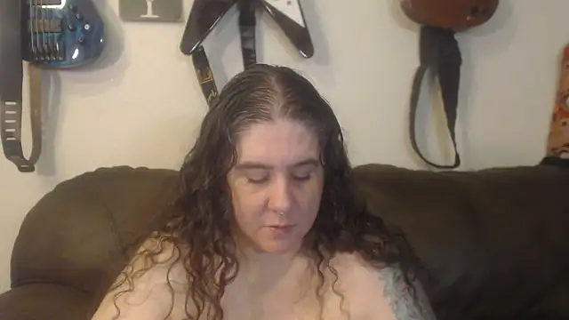 Snapshot of Dreaming_Of_Blue chatting on March 9, 7:37 pm Dreaming Of Blue online show from March 9, 7:37 pm