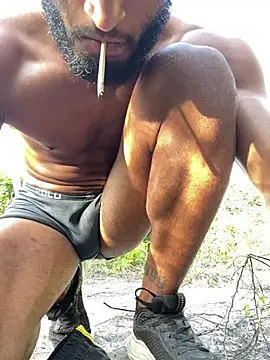 Snapshot of Dasul_ chatting on March 18, 7:10 pm Dasul online show from March 18, 7:10 pm