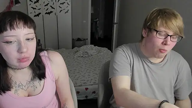 Snapshot of JayMollyy chatting on April 29, 5:30 pm JayMollyy online show from April 29, 5:30 pm