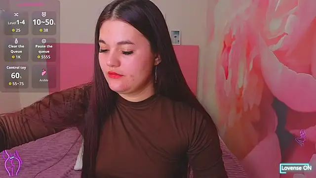 ElinaMils online show from May 3, 5:57 am